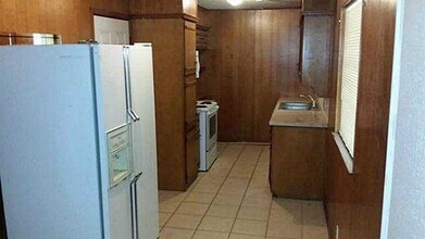 6025 Lindy Ln in Watauga, TX - Building Photo - Building Photo
