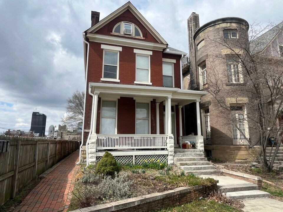 33 Hamilton Park in Columbus, OH - Building Photo