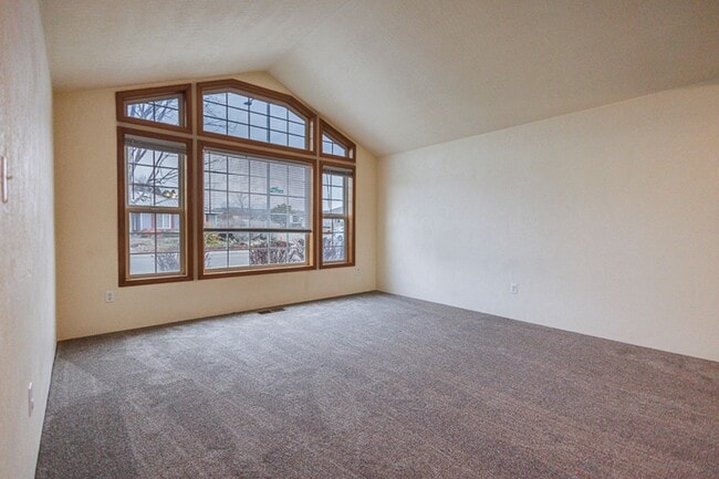 property at 2023 Martin Dr