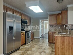 1054 Garrison Ridge Blvd in Knoxville, TN - Building Photo - Building Photo