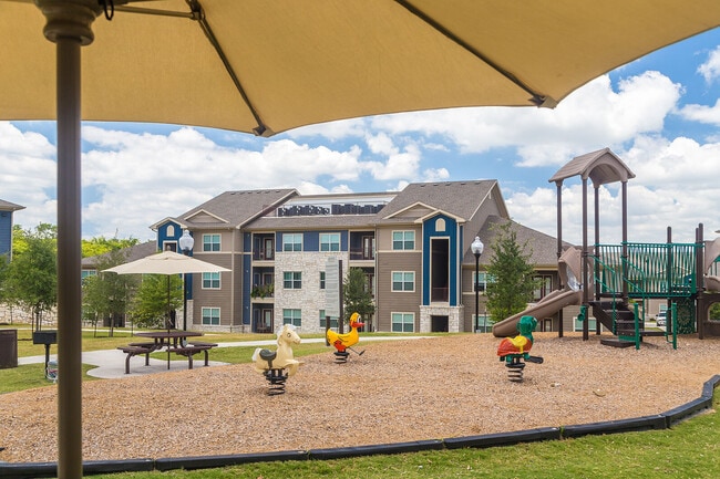 Stallion Pointe in Fort Worth, TX - Building Photo - Building Photo