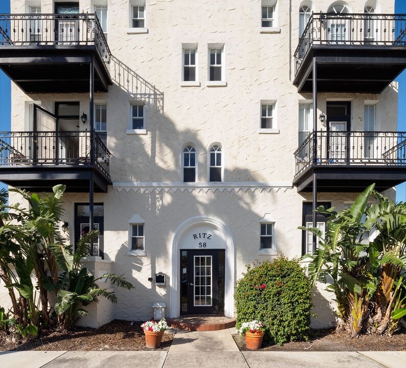 58 Davis Blvd in Tampa, FL - Building Photo