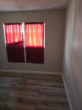 4129 Karen Ave in Las Vegas, NV - Building Photo - Building Photo
