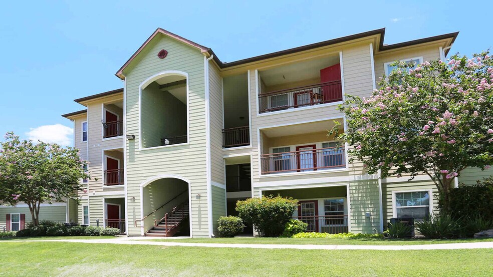 Garden Hill Apartments Eagle Pass, TX Apartments For Rent