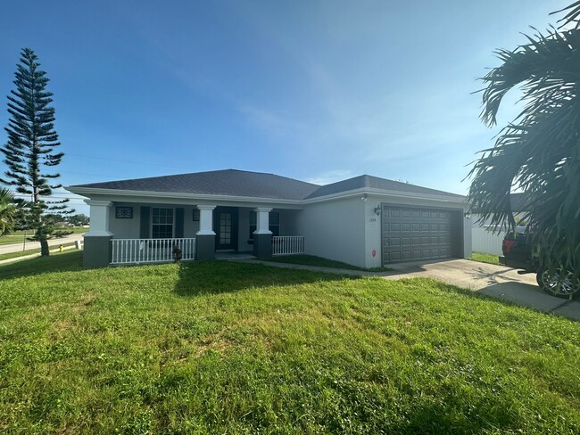 property at 1706 Kismet Pkwy E