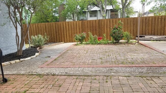 2706 Reagan St in Dallas, TX - Building Photo - Building Photo
