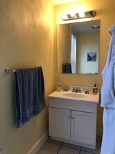 622 W Pittsburgh St, Unit 1 in Greensburg, PA - Building Photo - Building Photo