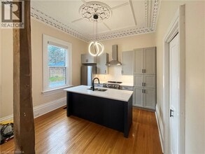 14 ARNOLD St in Brant, ON - Building Photo - Building Photo