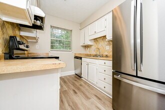 8891 Dorsey Rd in Riverdale, GA - Building Photo - Building Photo