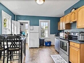 161-163 Bates Ave in Quincy, MA - Building Photo - Building Photo