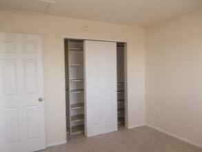 2235 Ashwood Pl in Littleton, CO - Building Photo - Building Photo