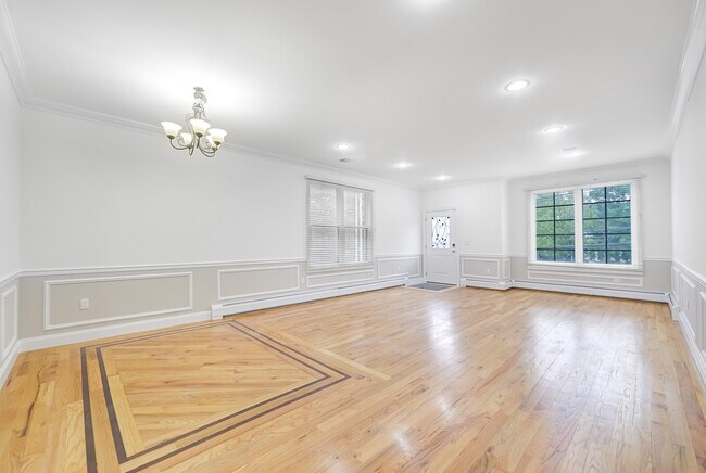 50 W Homestead Ave