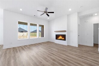 446 W Taverner Xing in Farmington, AR - Building Photo - Building Photo