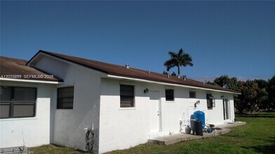 19600 SW 256th St in Homestead, FL - Building Photo - Building Photo
