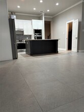 3732 Seabrook St in Houston, TX - Foto de edificio - Building Photo