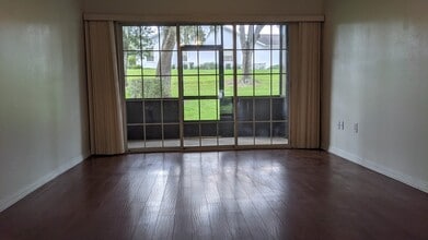 3373 S Royal Oaks Dr in Inverness, FL - Building Photo - Building Photo