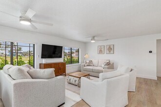 1950 Nebraska Ave in Englewood, FL - Building Photo - Building Photo