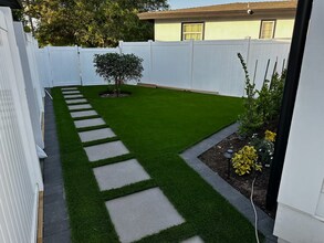 2148 Rural Pl in Costa Mesa, CA - Building Photo - Building Photo