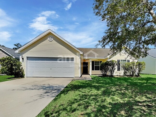 property at 7 Willow Lakes Dr