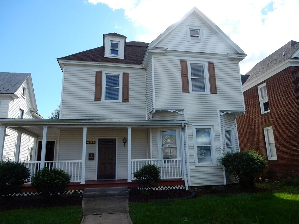 436 Elm Ave in Roanoke, VA - Building Photo