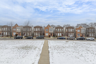 Enclave at Galewood Crossings in Chicago, IL - Building Photo - Building Photo