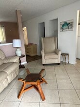 Ocean Shore Villa in Palm Coast, FL - Foto de edificio - Building Photo