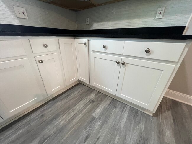 3811 Barrington Rd, Unit Unit 2 in Baltimore, MD - Building Photo - Building Photo