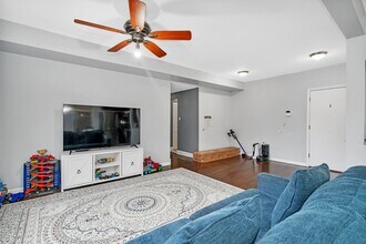 1410 W Sunnyside Ave in Chicago, IL - Building Photo - Building Photo