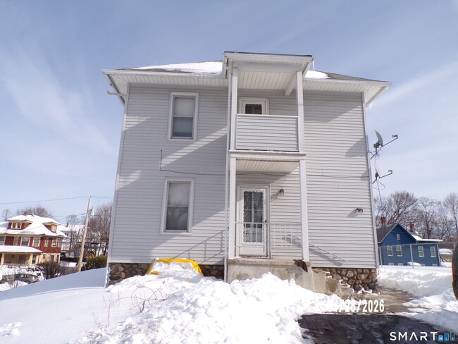 17 Holbrook St in Ansonia, CT - Building Photo - Building Photo