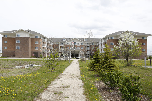 Thomas Place Orland Park in Orland Park, IL - Foto de edificio - Building Photo