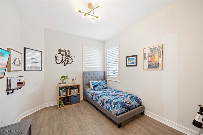 property at 1786 Tarpon Bay Dr S