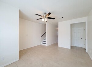 6805 Larkstone St in Houston, TX - Building Photo - Building Photo