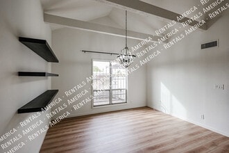 6633 N Majorca Ln E in Phoenix, AZ - Building Photo - Building Photo