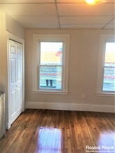 384 Washington St, Unit 1 in Cambridge, MA - Building Photo - Building Photo