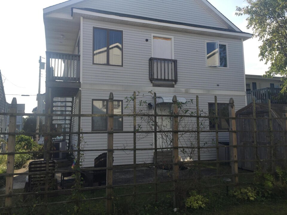 344 36th St S in Brigantine, NJ - Building Photo