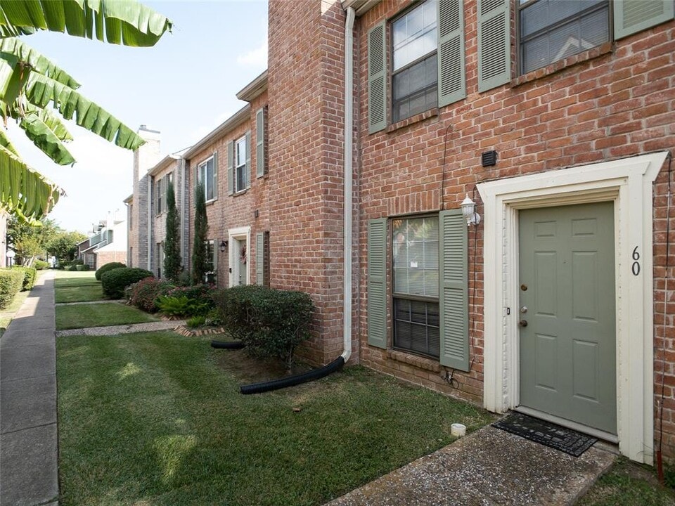 60 W Park West Dr Photo