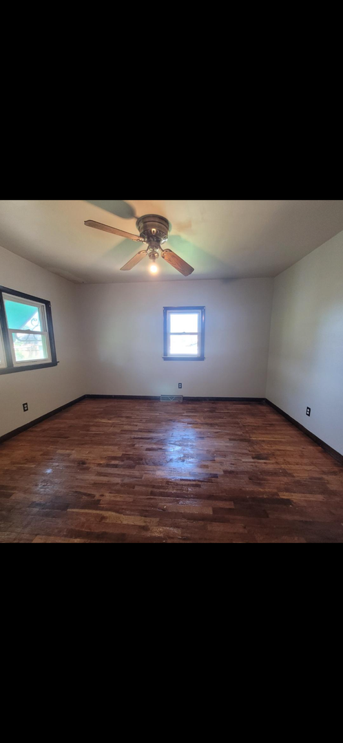 property at 109 S Plum St
