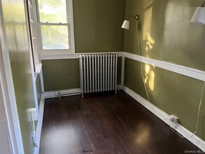 185 Centre Ave in New Rochelle, NY - Building Photo - Building Photo