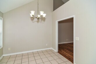 9010 Lomond Dr in Smyrna, TN - Building Photo - Building Photo