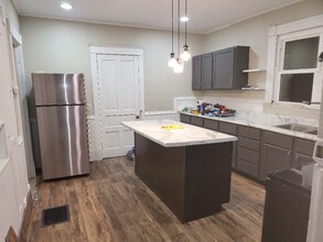 1405 7th Ave in Rock Island, IL - Building Photo - Building Photo