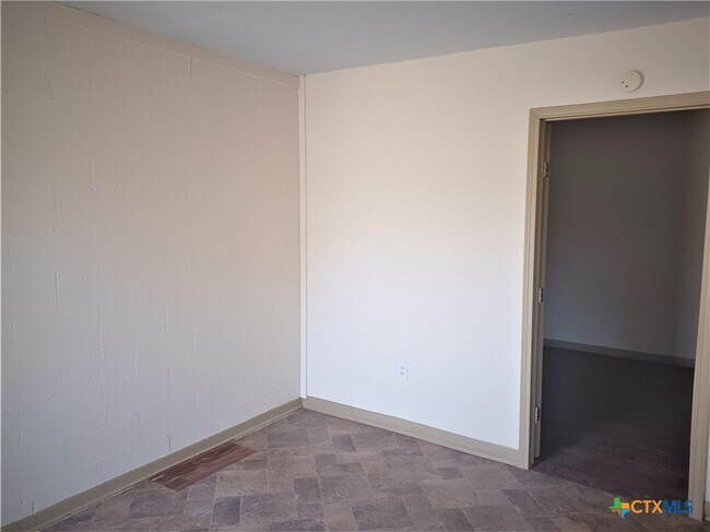 property at 307 E Bryce Ave