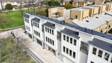 2916 Cline St in Houston, TX - Building Photo - Building Photo