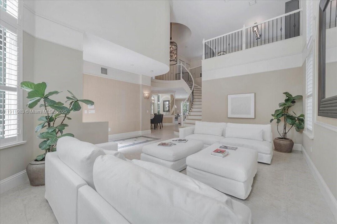 5235 SW 171st Ave in Miramar, FL - Building Photo