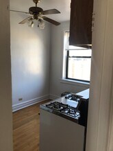 1909 W Larchmont Ave in Chicago, IL - Building Photo - Building Photo