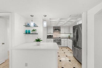 4201 N Ocean Blvd in Boca Raton, FL - Building Photo - Building Photo