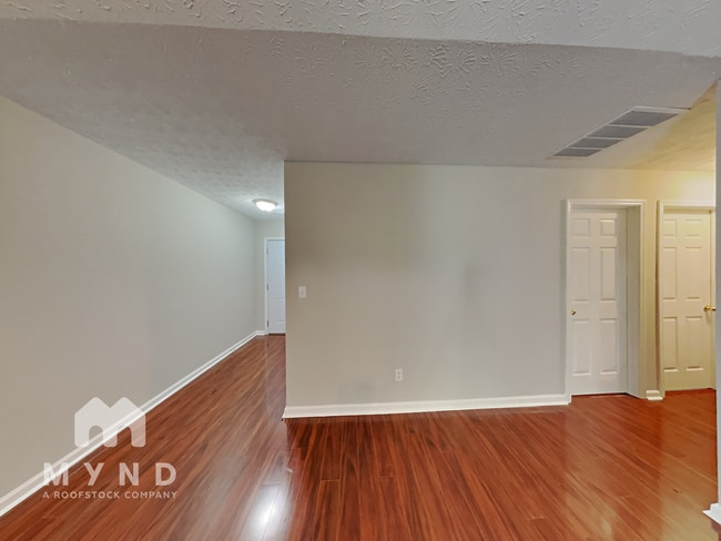 301 Lacebark Ln in Hampton, GA - Building Photo - Building Photo