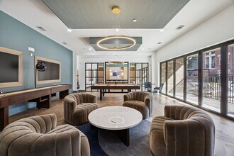 Park Central at Flower Mound in Flower Mound, TX - Foto de edificio - Building Photo