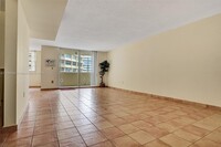 1833 S Ocean Dr photo'