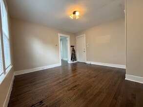 38 Duke St, Unit 38 Duke Street Fl 2 in New Brunswick, NJ - Building Photo - Building Photo