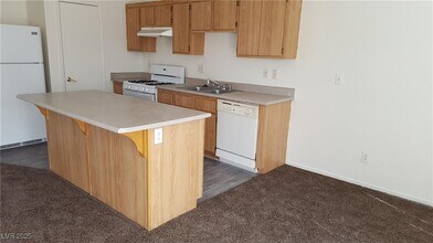 5228 Shasta Daisy St in North Las Vegas, NV - Building Photo - Building Photo